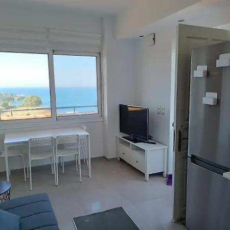 Kl Seaview Ii - 2 Mins To The אגיה פלגיה קיתירה